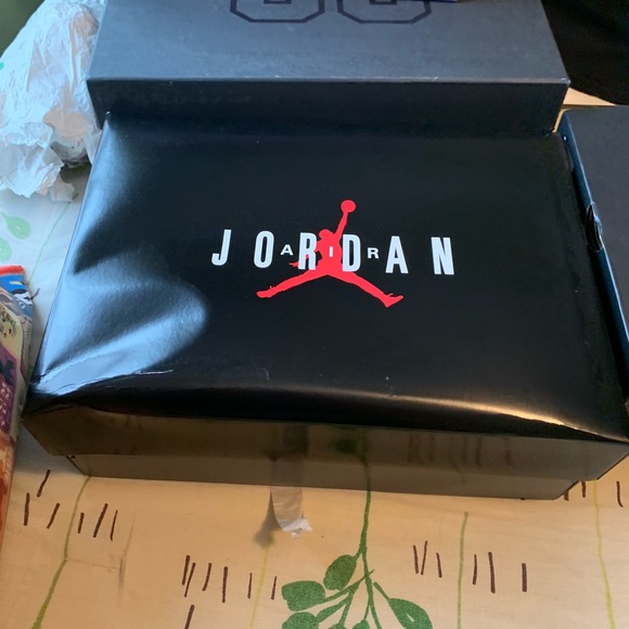 Jordan 9 NC New in box - Picture 2 of 5